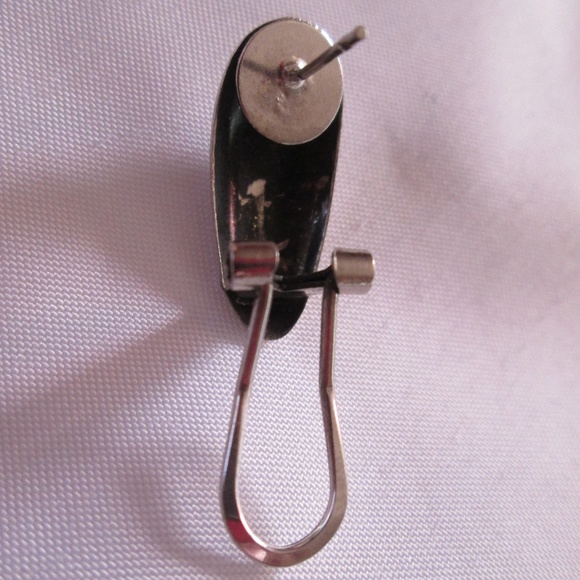 MOTHER OF PEARL LEAF EARRINGS - Picture 8 of 8